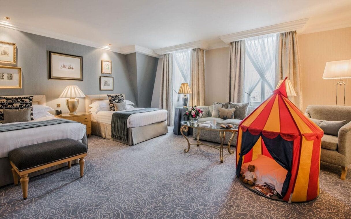 family friendly hotels landmark london