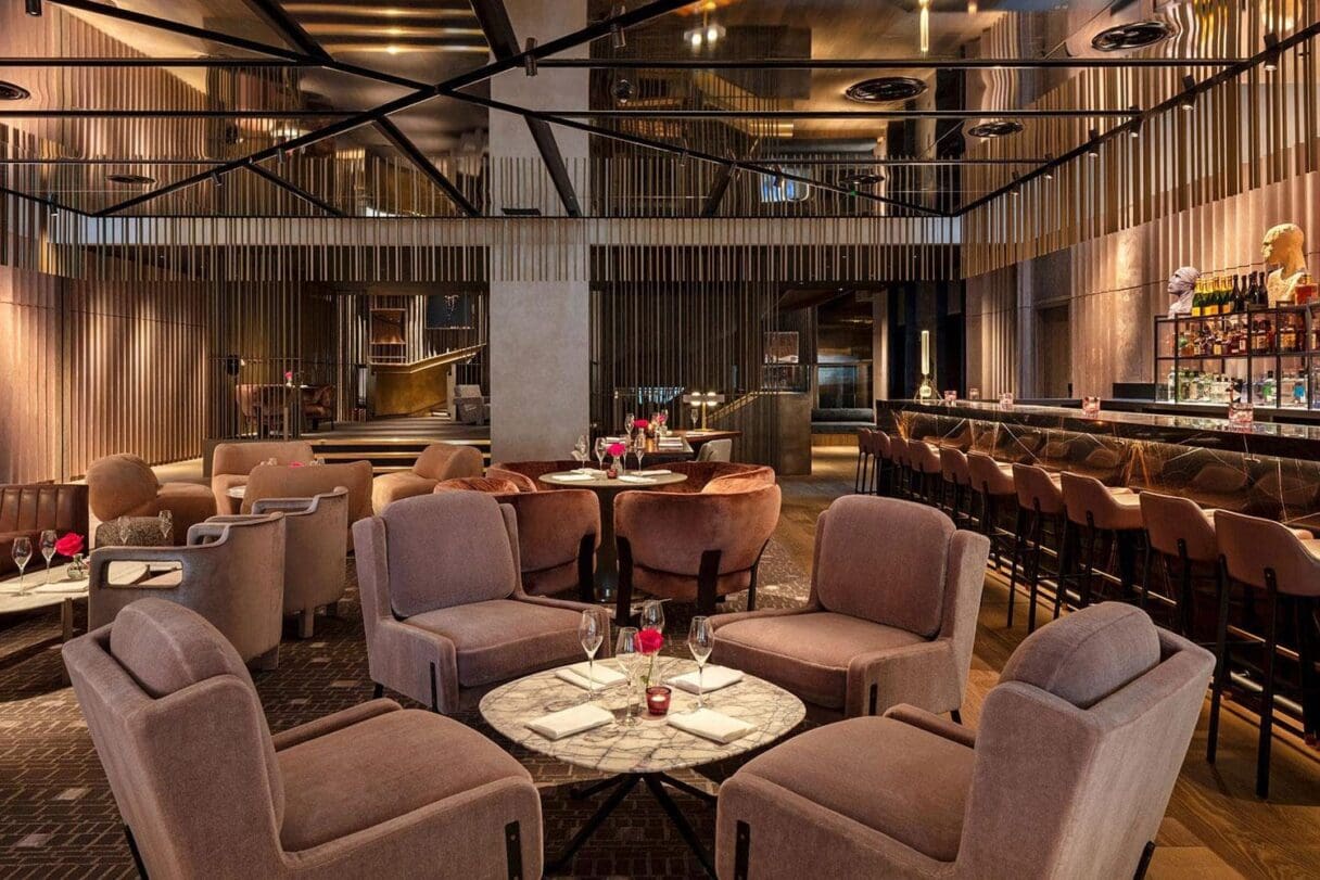 the stage at the londoner