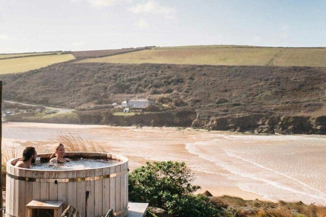 the scarlet cornwall