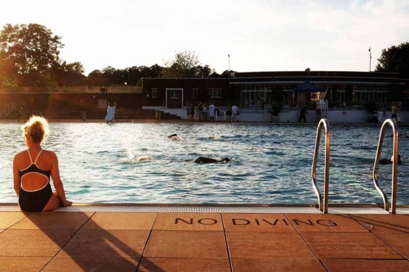 parliament hill lido london