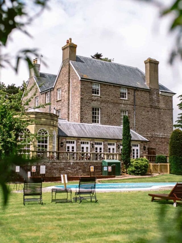 peterstone court luxury hotels wales