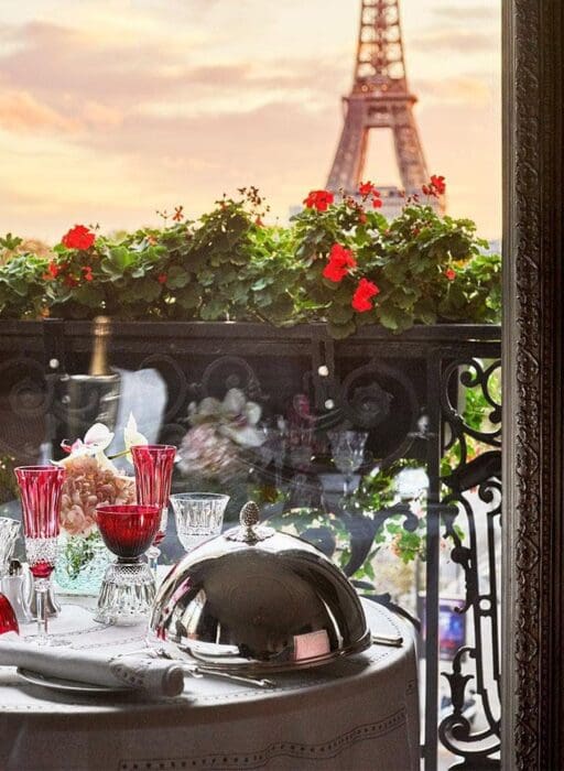 hotel plaza athenee paris