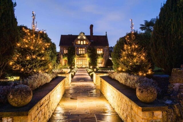 belmond-le-manoir-dogs