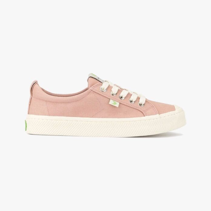cariuma oca trainers