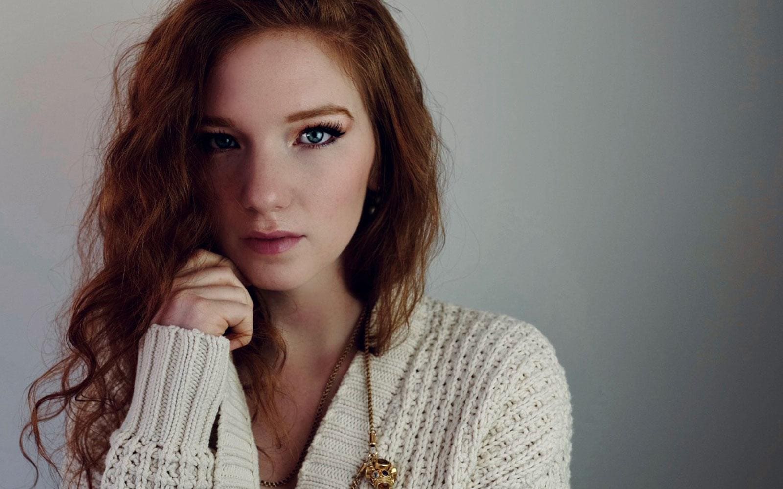 Annalise Basso On Lockdown Lord Of The Rings And Embracing Her Dark Side Luxury London 4882