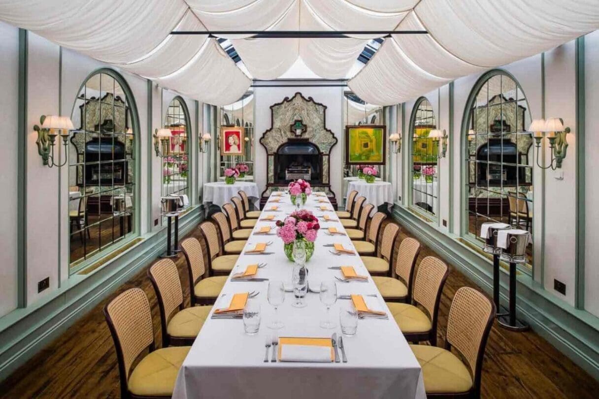 daphnes private dining room