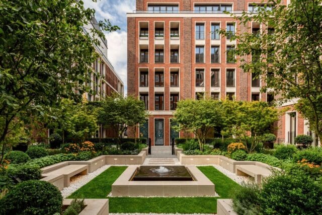 lander square garden property