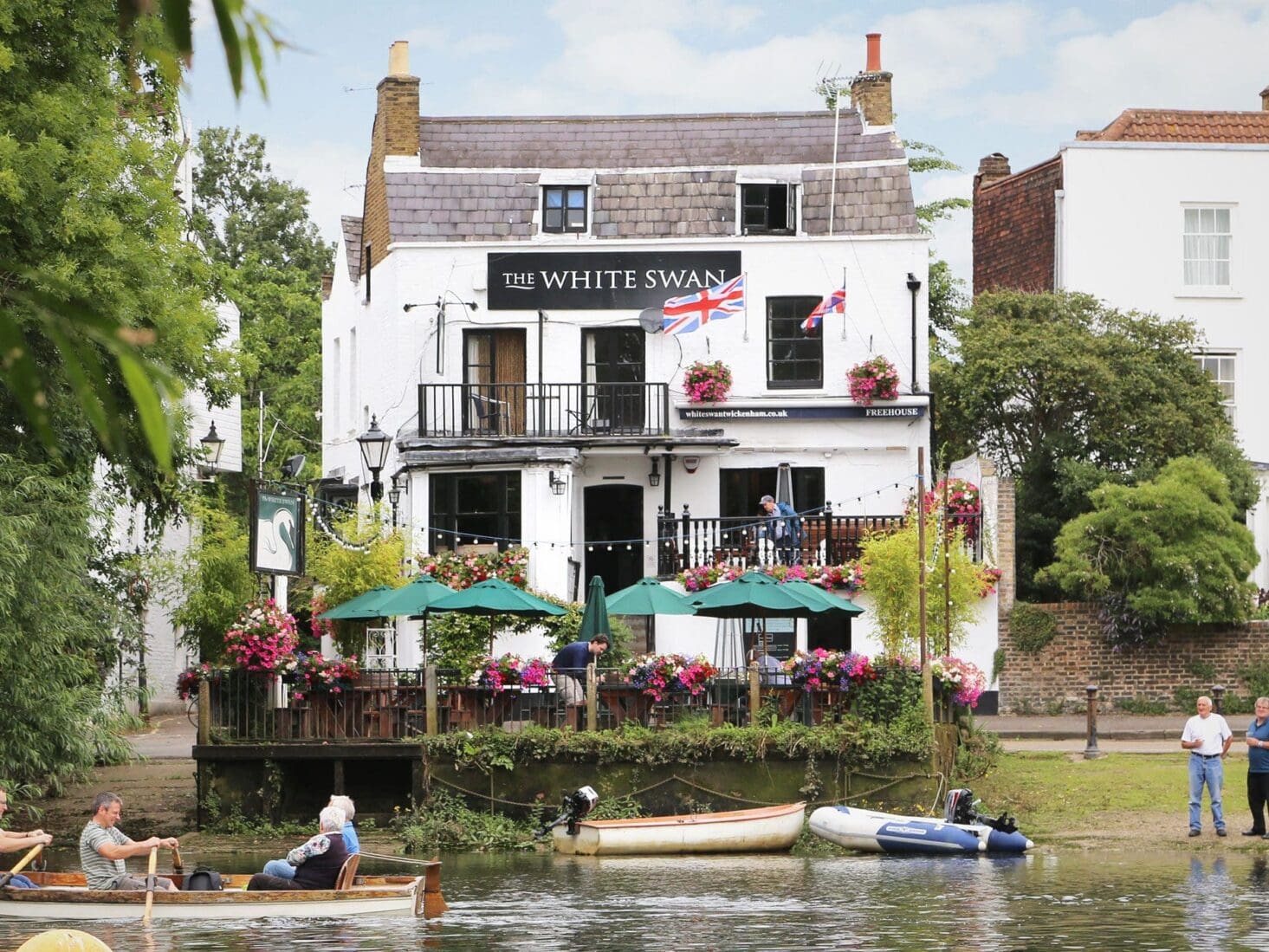 london pubs with beer gardens