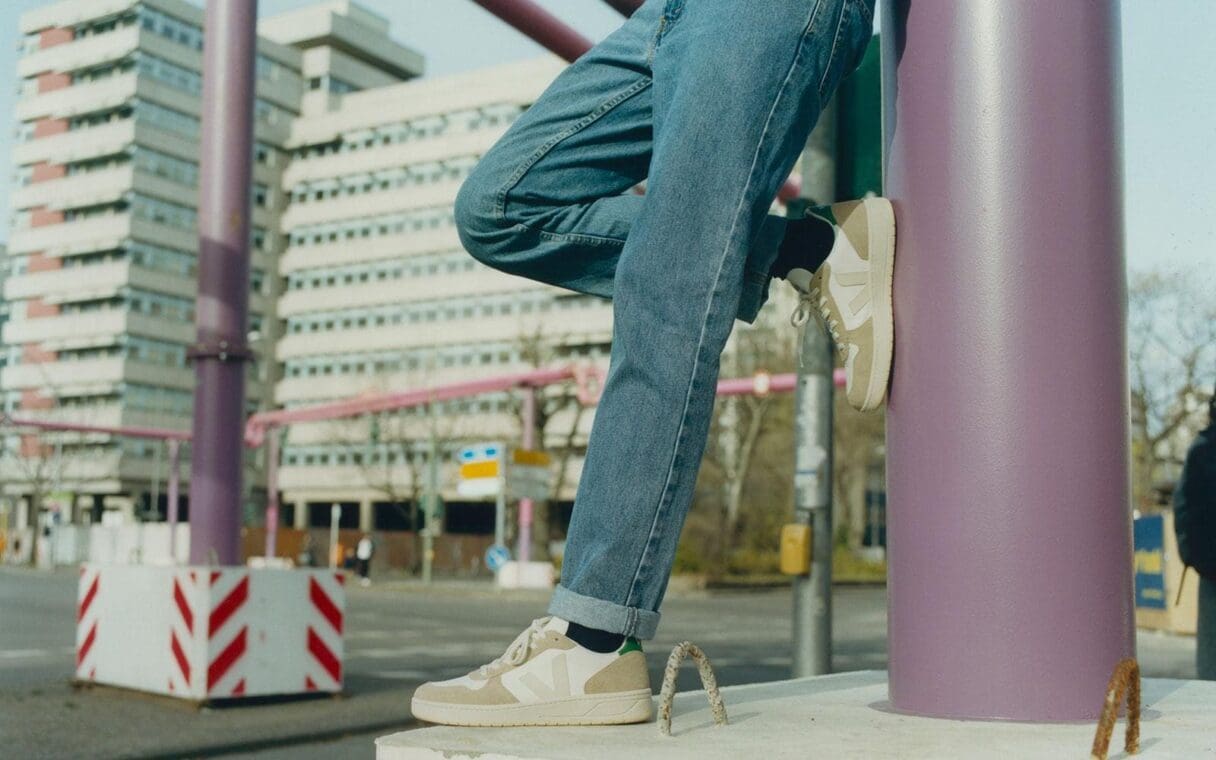 veja vegan trainers