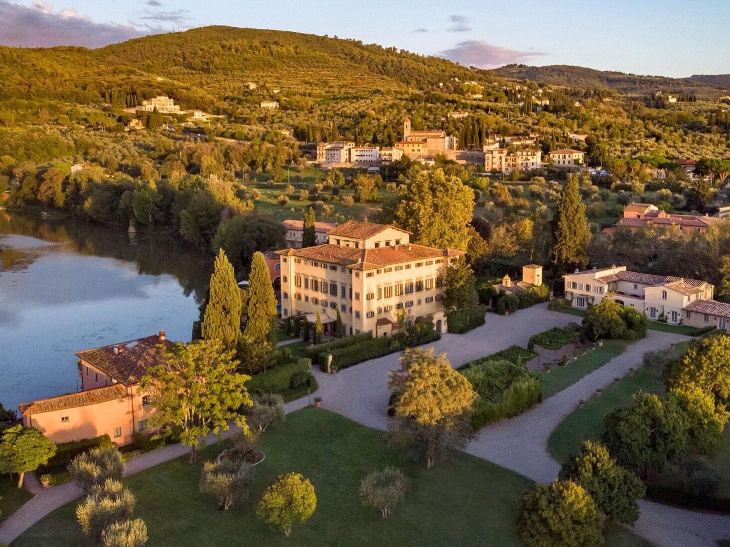 vilal la massa tuscany