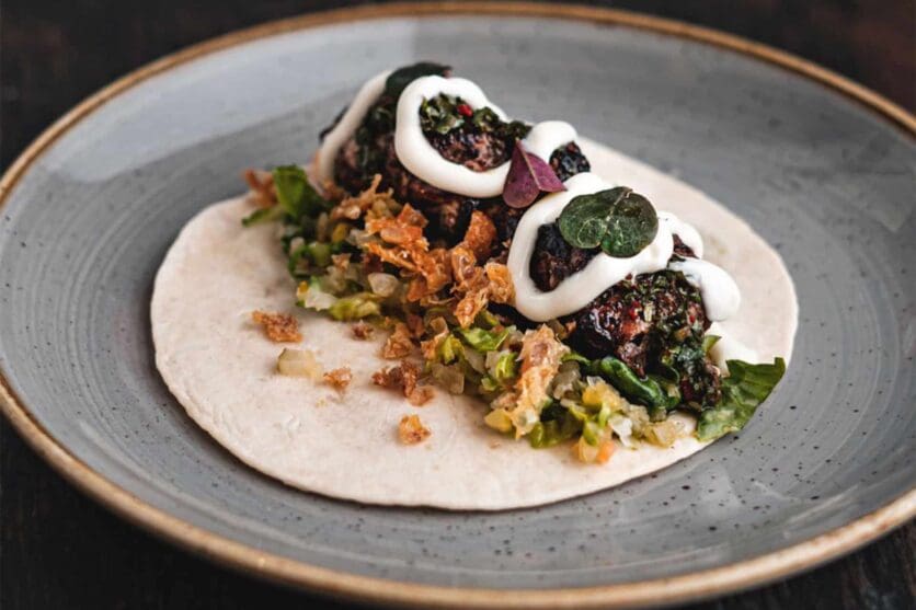 Isibani, Knightsbridge