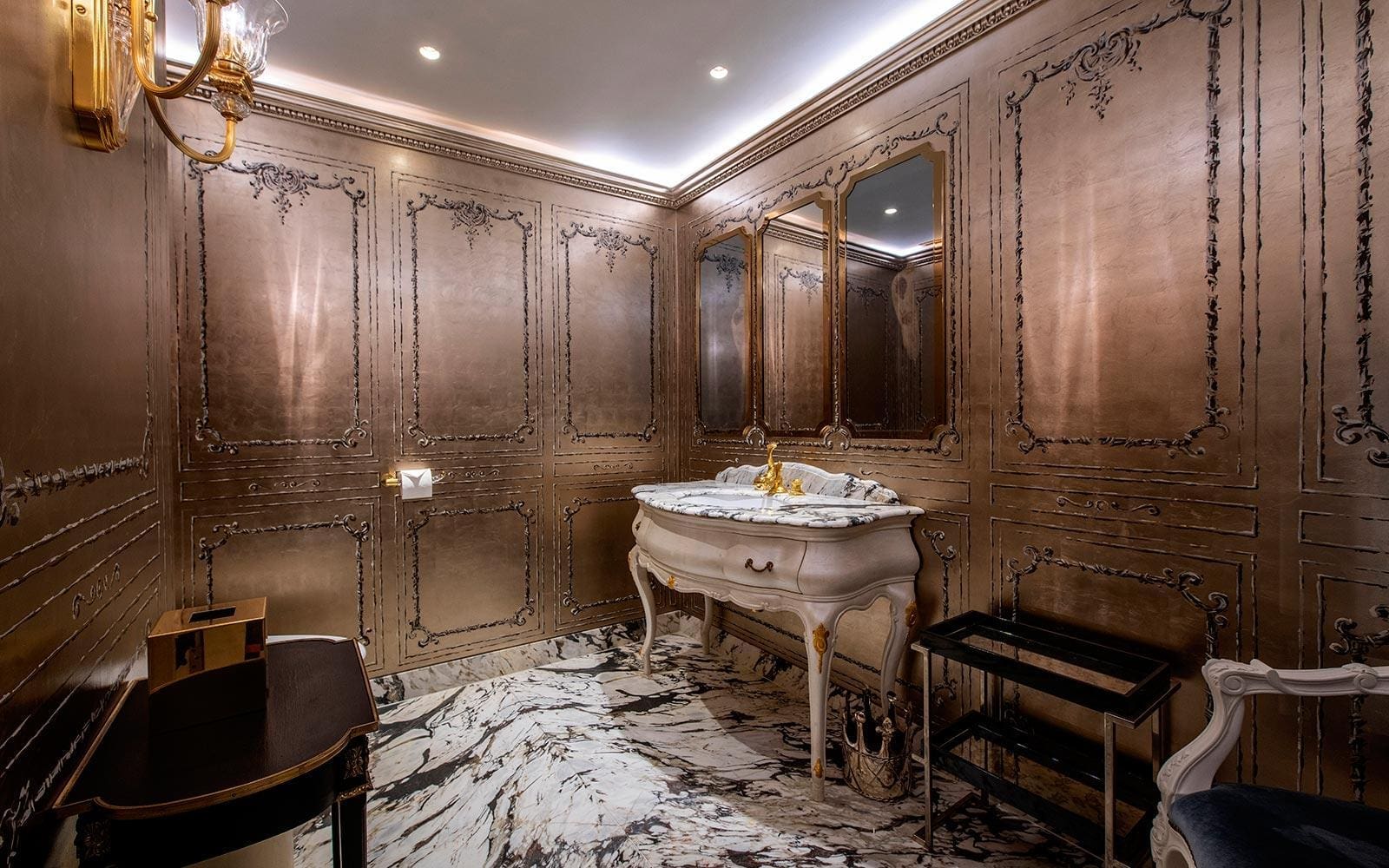 A Mayfair mega-mansion that served as Tom Ford's Gucci HQ is now