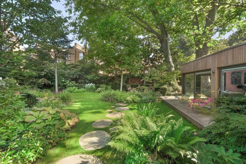 Chelsea property garden