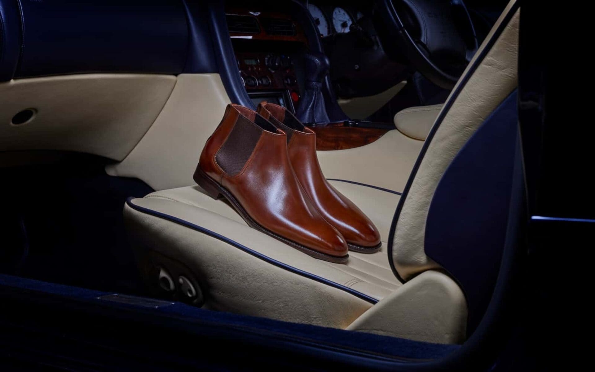 Crockett & Jones Hamilton Chelsea Boot 04