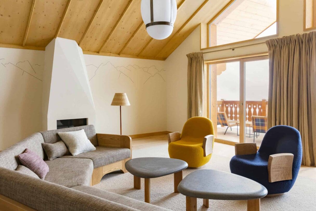 Hotel-Le-Coucou-Interior