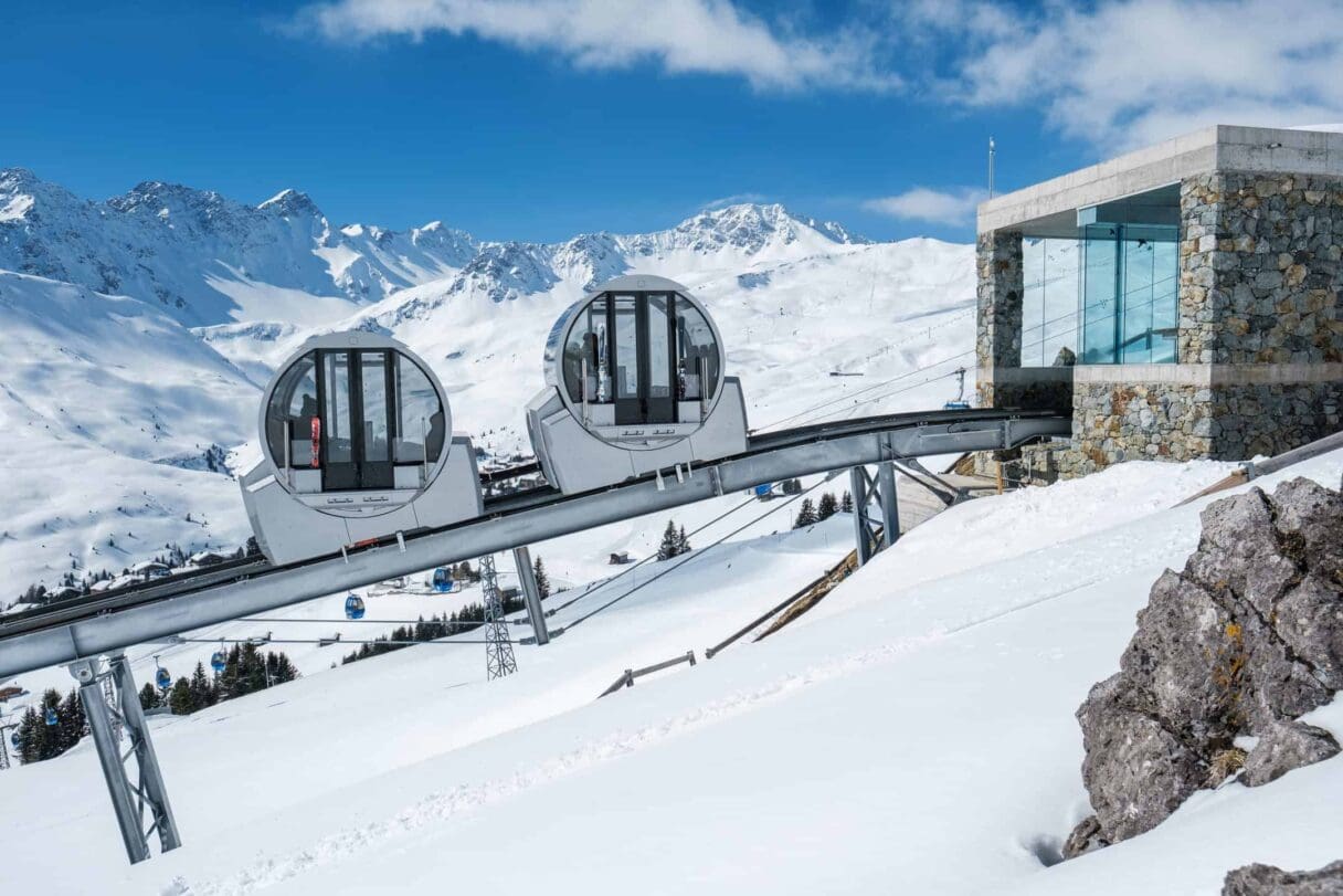 Tschuggan-Switzerland-Lift