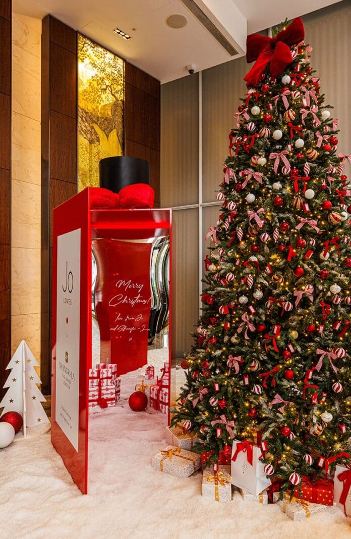 shangri-la the shard christmas tress