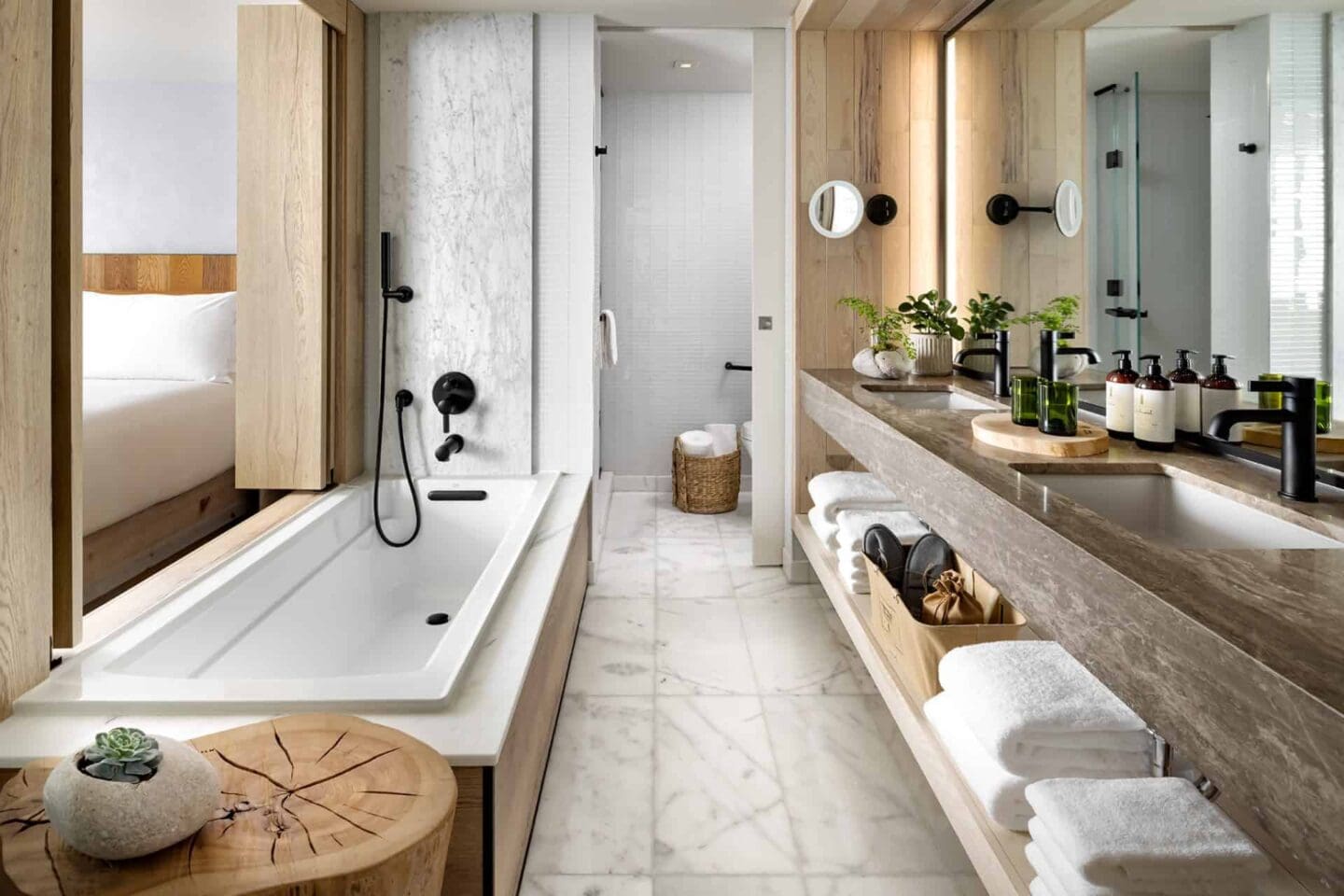 1 Hotel Toronto suite