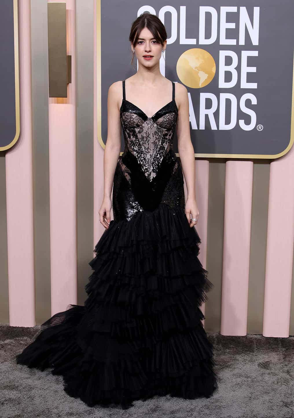 daisy edgar-jones golden globes 2023