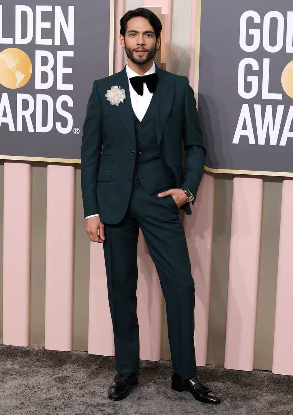 diego calva golden globes 2023