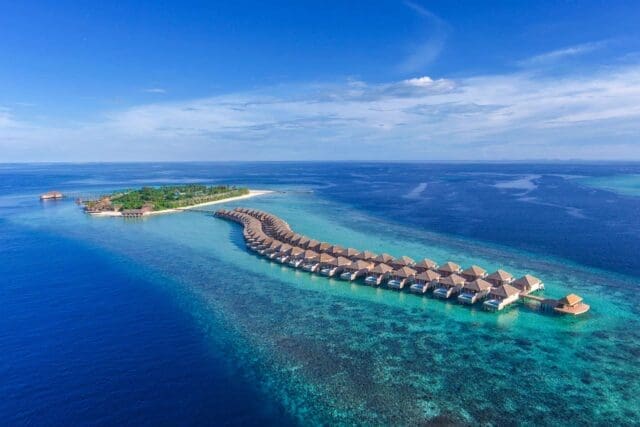 hurawalhi maldives