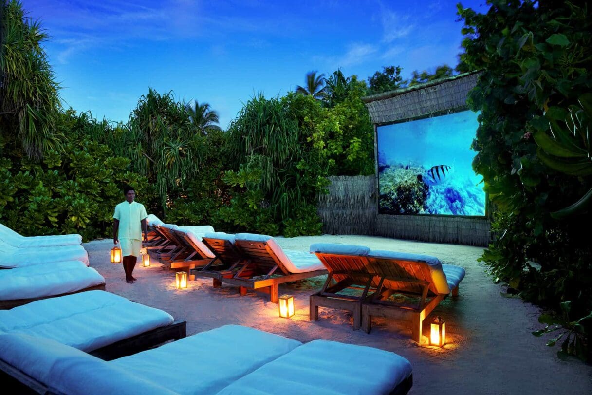 six senses laamu cinema