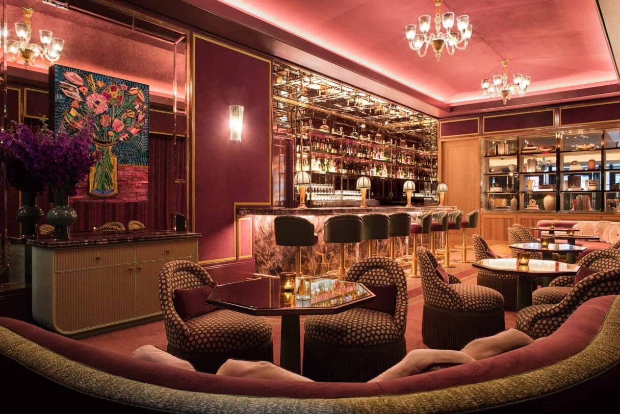 hotel barriere fouquet titsou bar
