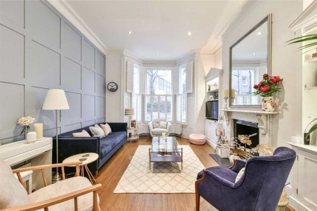 property with royal connections warwick avenue