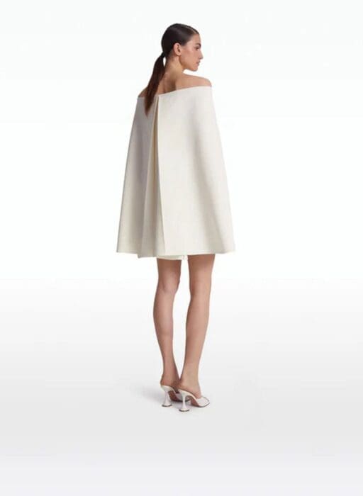 Safiyaa Manorel short wedding dresses