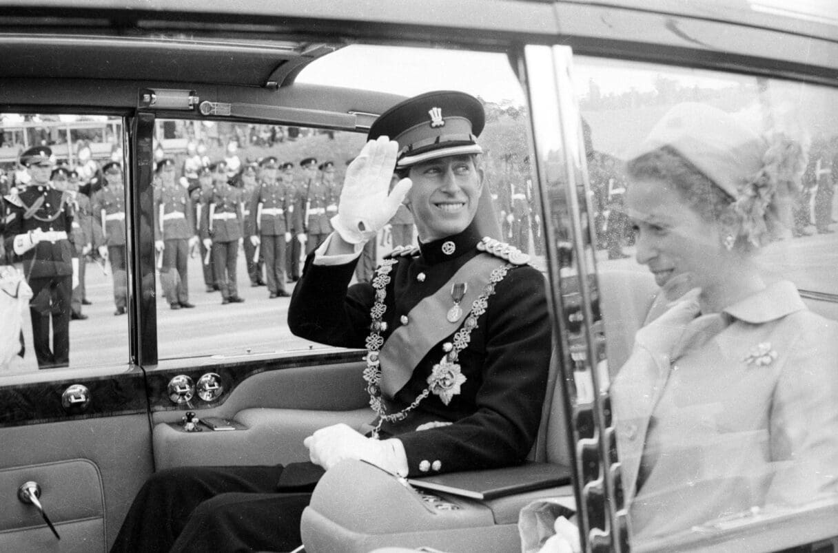 Prince Charles arrives for his investiture