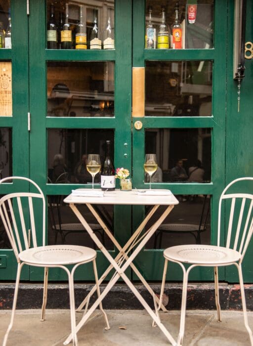 La Compagnie des Vins Surnaturels terrace