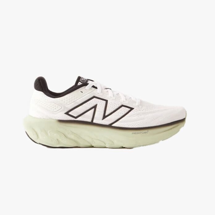 New Balance logo-appliquéd mesh sneakers