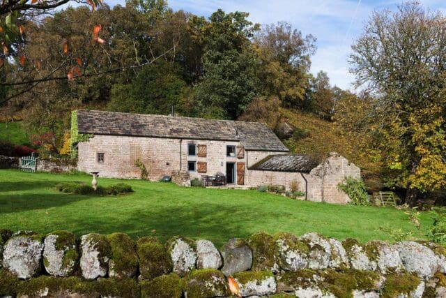 rocking stone cottage holiday homes Peak District