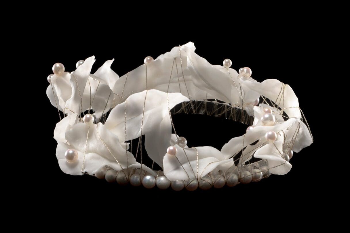 lily crown hiroko nakaita
