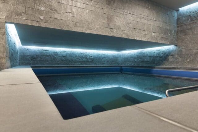 ennismore gardens swimming pools