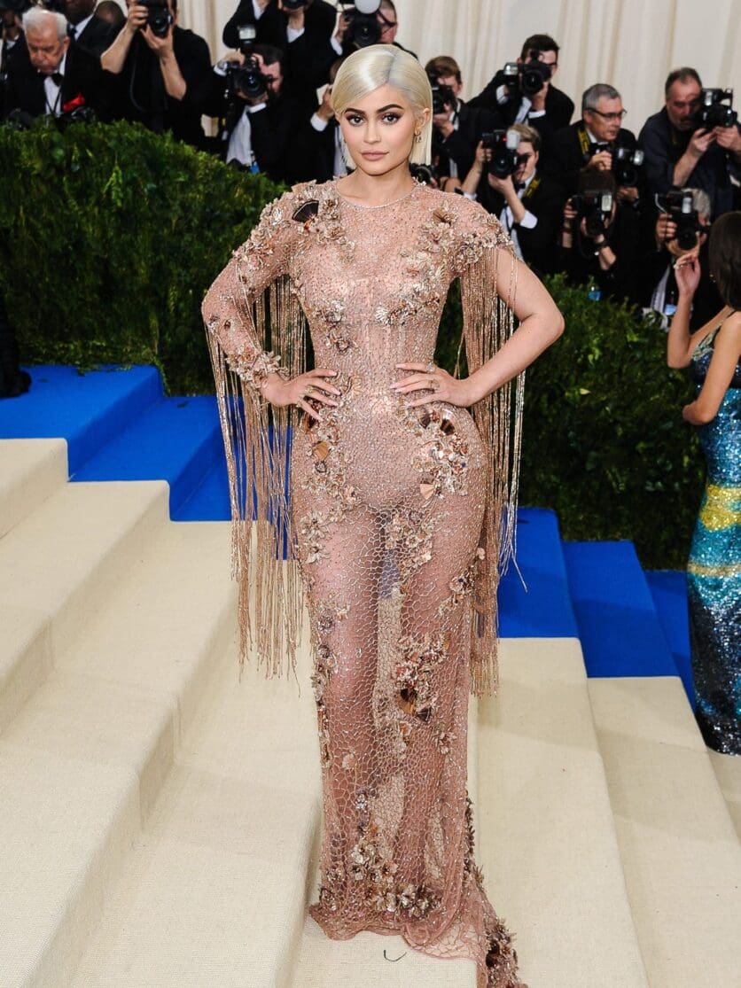 lip filler kylie jenner