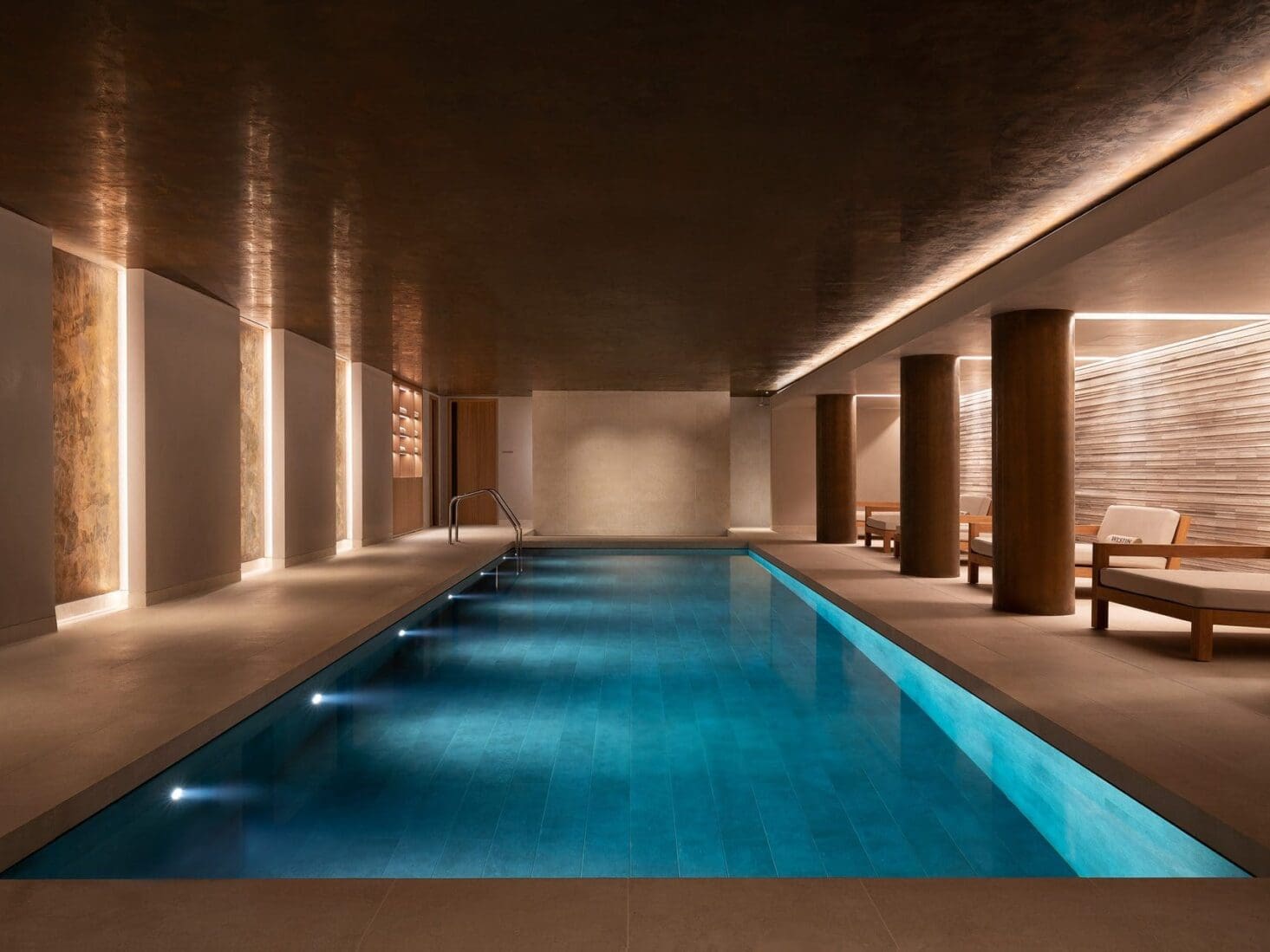 properties with swimming pools london
