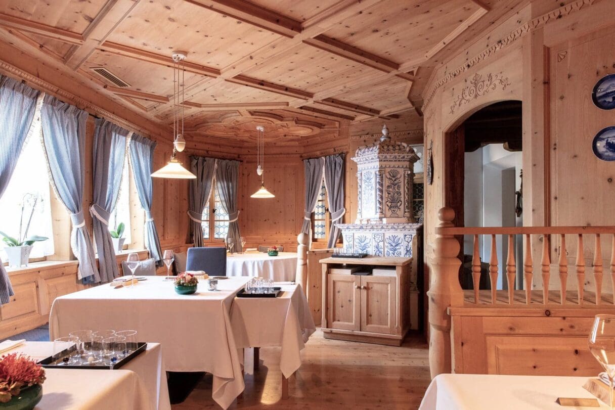 gardena hotel restaurant