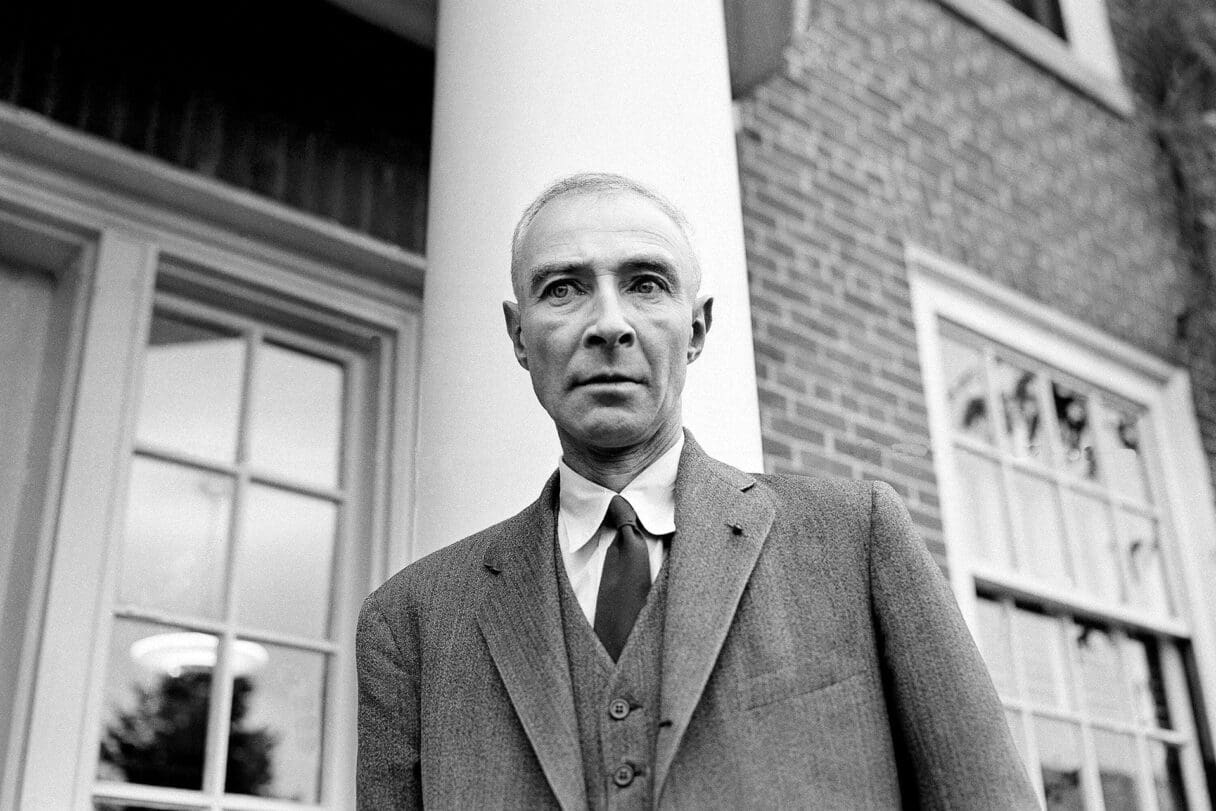 oppenheimer cillian murphy christopher nolan