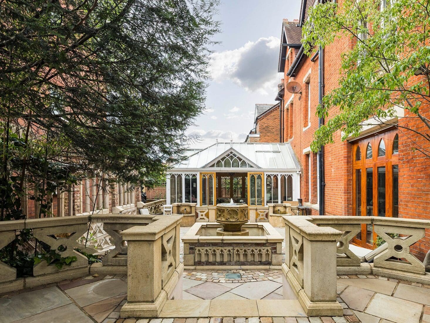 the vicarage chiswick