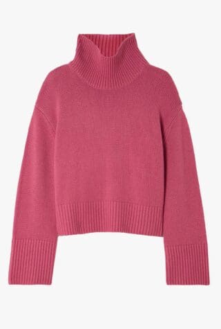 lisa yang pink jumper
