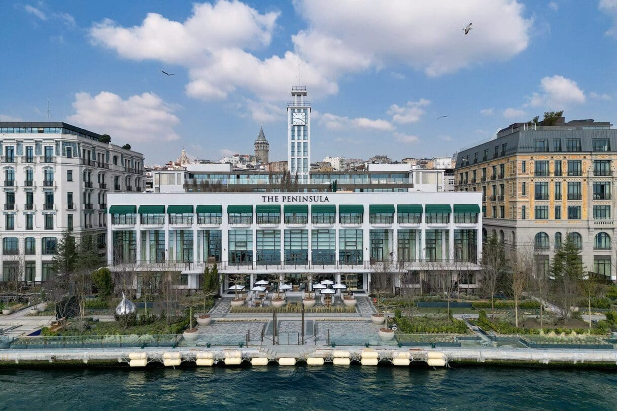 peninsula istanbul exterior