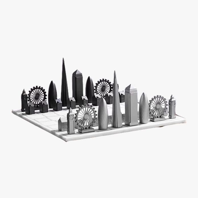 Skyline Chess London chess set