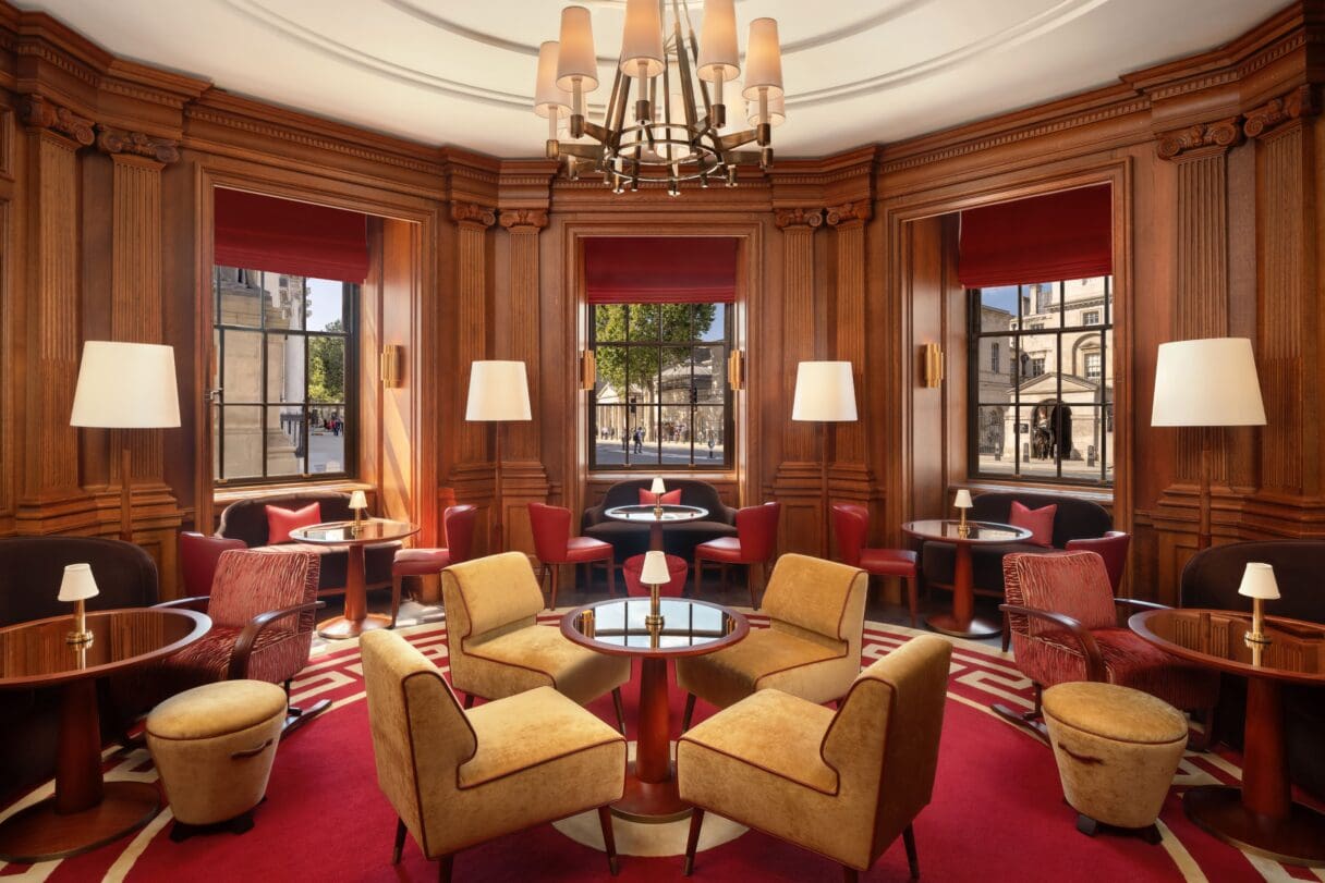 guards bar and lounge