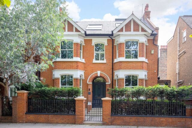 homes in south london clapham common