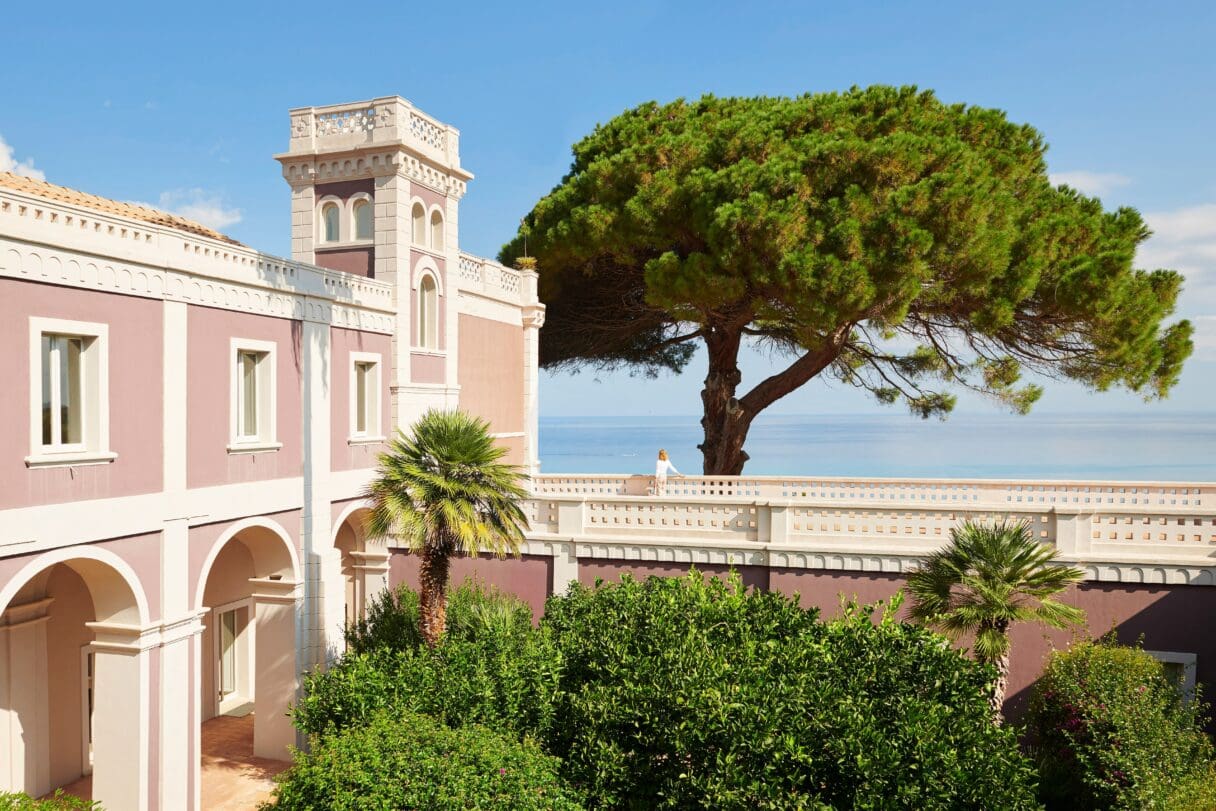 villa paola calabria