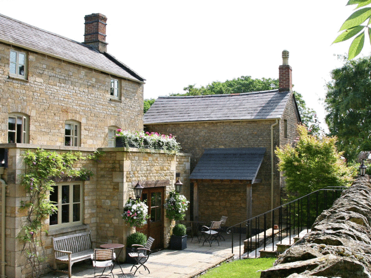 feathered nest hotel