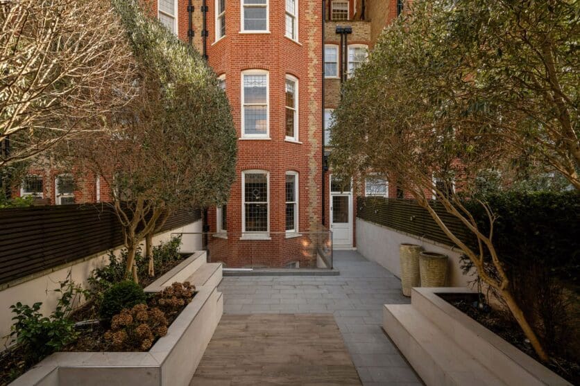 belgravia property Lygon Place garden