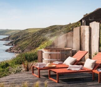 log cabins with hot tubs
