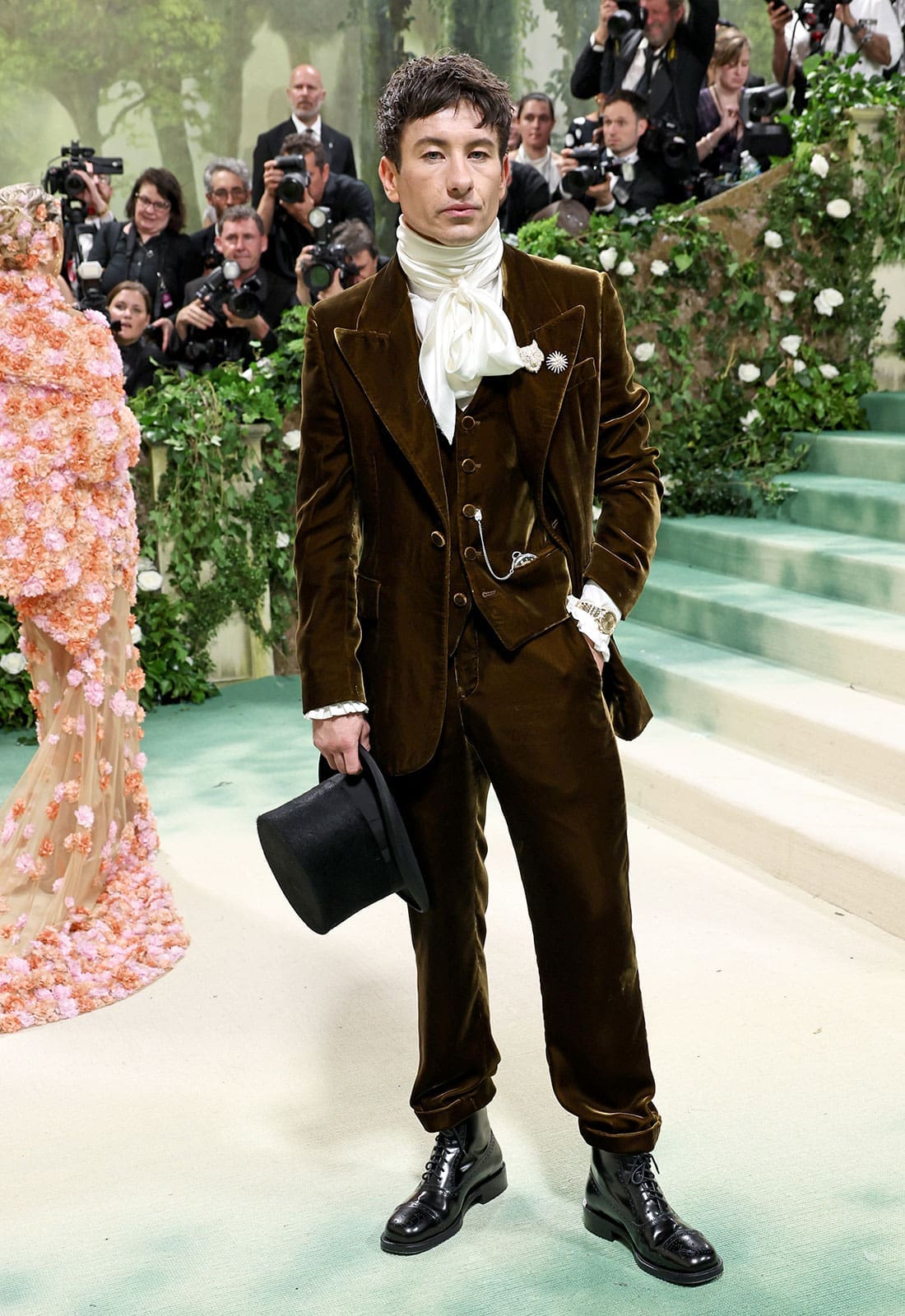 barry keoghan burberry met gala